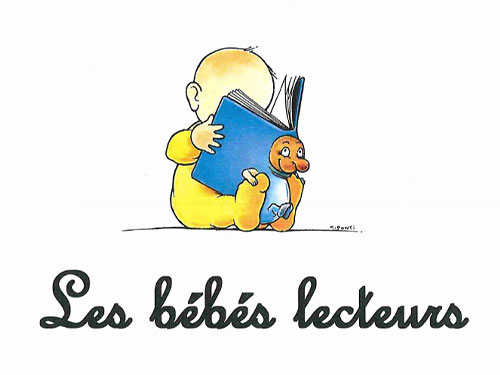 Les bébés lecteurs arrivent à la bibliothèque de Le Perrier